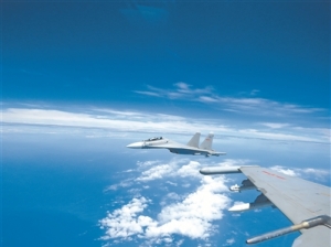 從首裝蘇30MK2到列裝無(wú)人機(jī) "海空雄鷹"部隊(duì)加速轉(zhuǎn)型