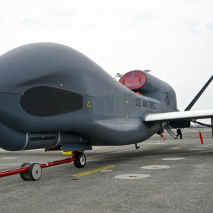 臺空軍罕見在臺北部空域驅(qū)離疑似美軍橫田基地無人機